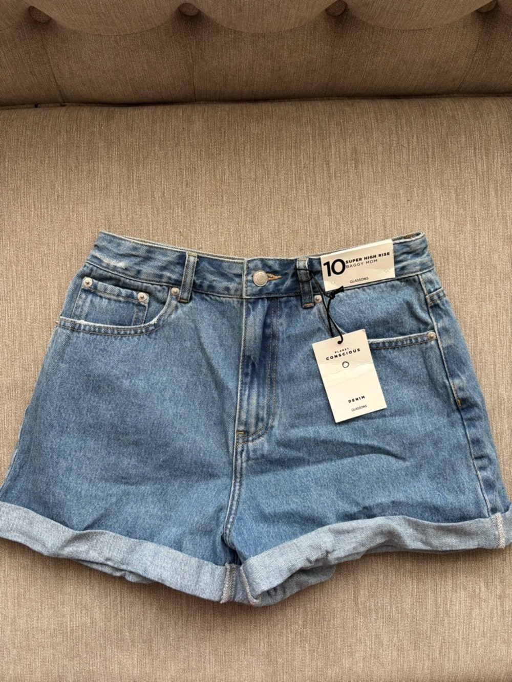 brand new! glassons super high rise baggy mum medium denim wash jean shorts🩵
